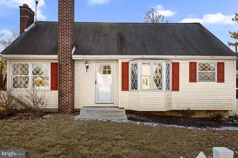 20 W Myrtle Ave, Feasterville Trevose, PA 19053