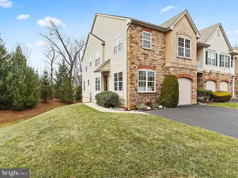 113 Ashley Dr, Feasterville Trevose, PA 19053