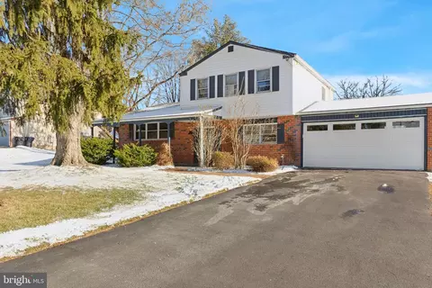 90 Pueblo Rd, Doylestown, PA 18901