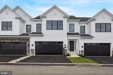 504 Mcnaney Farm Dr Lot #26, Warrington, PA 18976