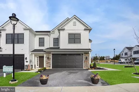 506 Mcnaney Farm Dr Lot #27, Warrington, PA 18976