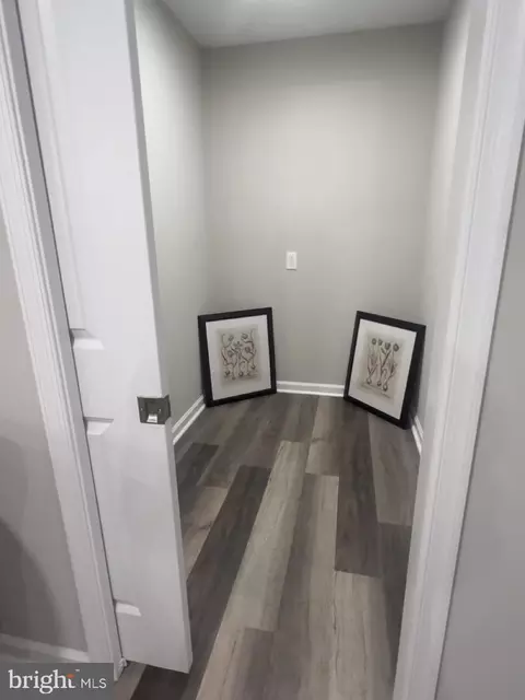 Entry Way - 1311 State Rd, Croydon, PA 19021 photo 6 of 10