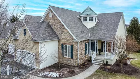 5871 Hickory Hollow Ln, Doylestown, PA 18902