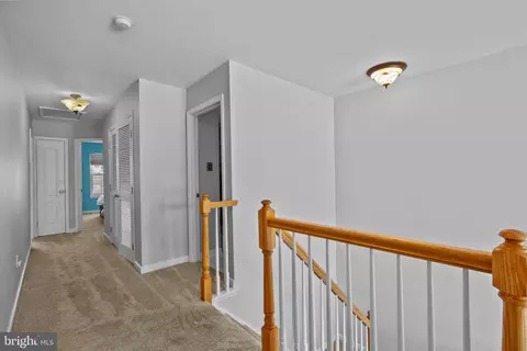 Entry Way - 4635 Old Oak Rd, Doylestown, PA 18902 photo 7 of 10
