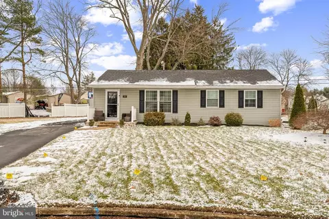 593 Beaver Run, Warminster, PA 18974 photo 1