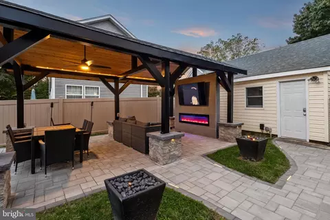617 Hazel Ave, Feasterville Trevose, PA 19053