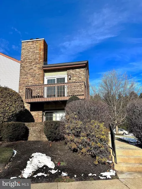 632 B Palmer Ln, Yardley, PA 19067