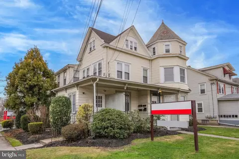 301 W Bridge St, Morrisville, PA 19067