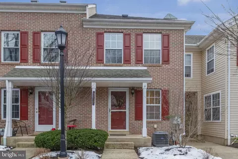 3919 Captain Molly Cir, Doylestown, PA 18902