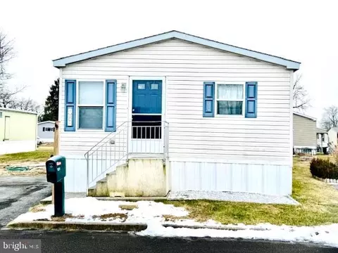 1221 Adler Dr, Morrisville, PA 19067