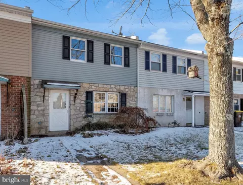 118 Linda Ct, Richlandtown, PA 18955
