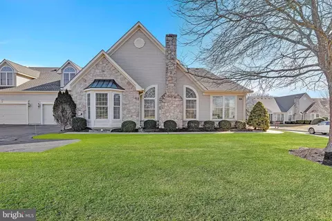 505 Bellflower Rd, Langhorne, PA 19047
