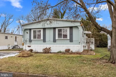 6431 Finley Dr #T 6431, Morrisville, PA 19067