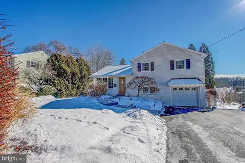 23 Nanlyn Ave, Sellersville, PA 18960