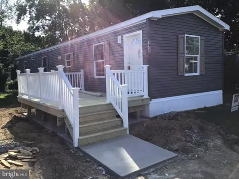 230 Johnson Dr, Fairless Hills, PA 19030
