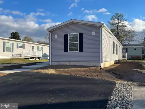 157 Wooded Dr #157, Doylestown, PA 18901