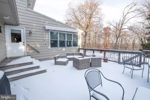 Exterior - 2114 Stackhouse Dr, Yardley, PA 19067 photo 4 of 6