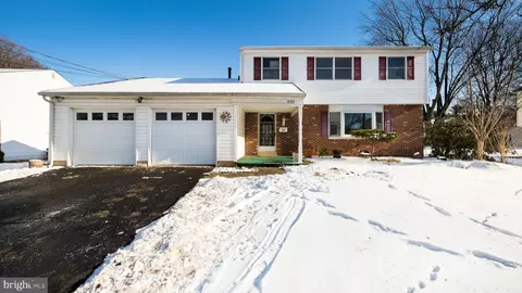 855 Phillips Rd, Warminster, PA 18974