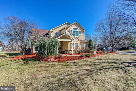 1852 Jericho Dr, Warrington, PA 18976