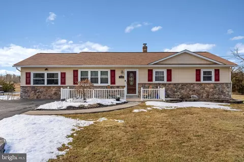 2014 Portzer Rd, Quakertown, PA 18951