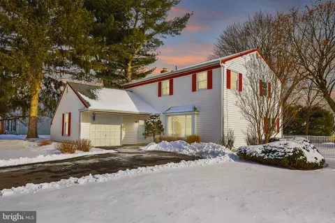 55 W Elizabeth Ln, Richboro, PA 18954