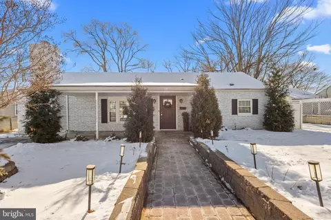 228 Devon Rd, Fairless Hills, PA 19030