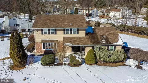 252 Chestnut Dr, Richboro, PA 18954