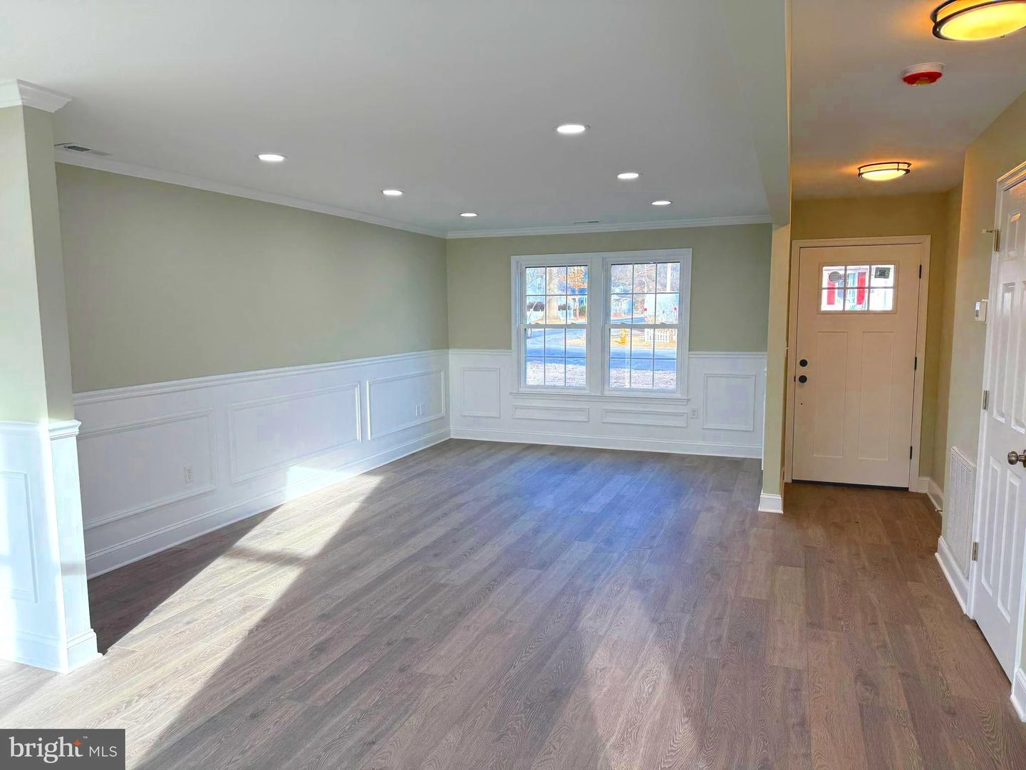 802 Logan Ave, Croydon, PA 19021 photo 4