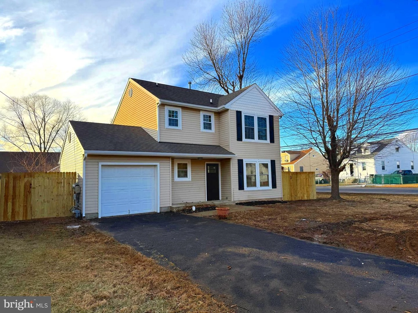 802 Logan Ave, Croydon, PA 19021 photo 1