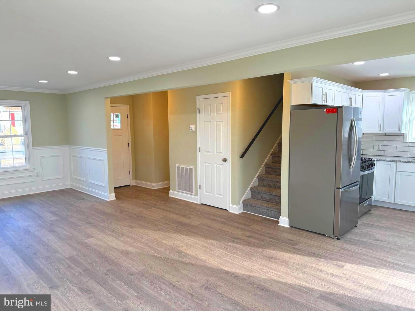802 Logan Ave, Croydon, PA 19021 photo 8