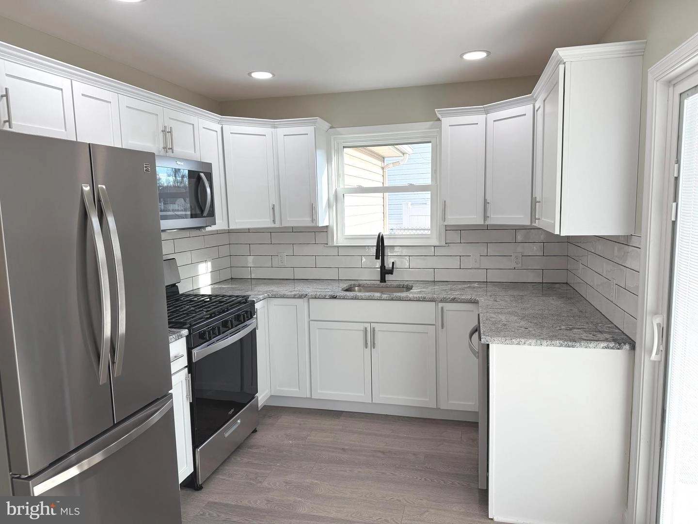 802 Logan Ave, Croydon, PA 19021 photo 10