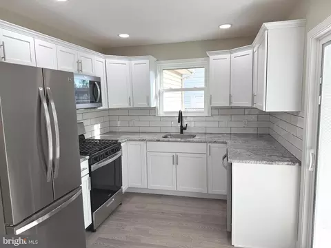 802 Logan Ave, Croydon, PA 19021 photo 10