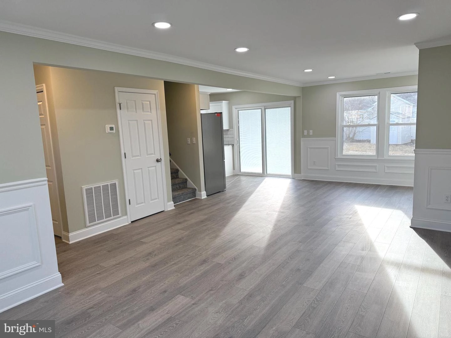 802 Logan Ave, Croydon, PA 19021 photo 6