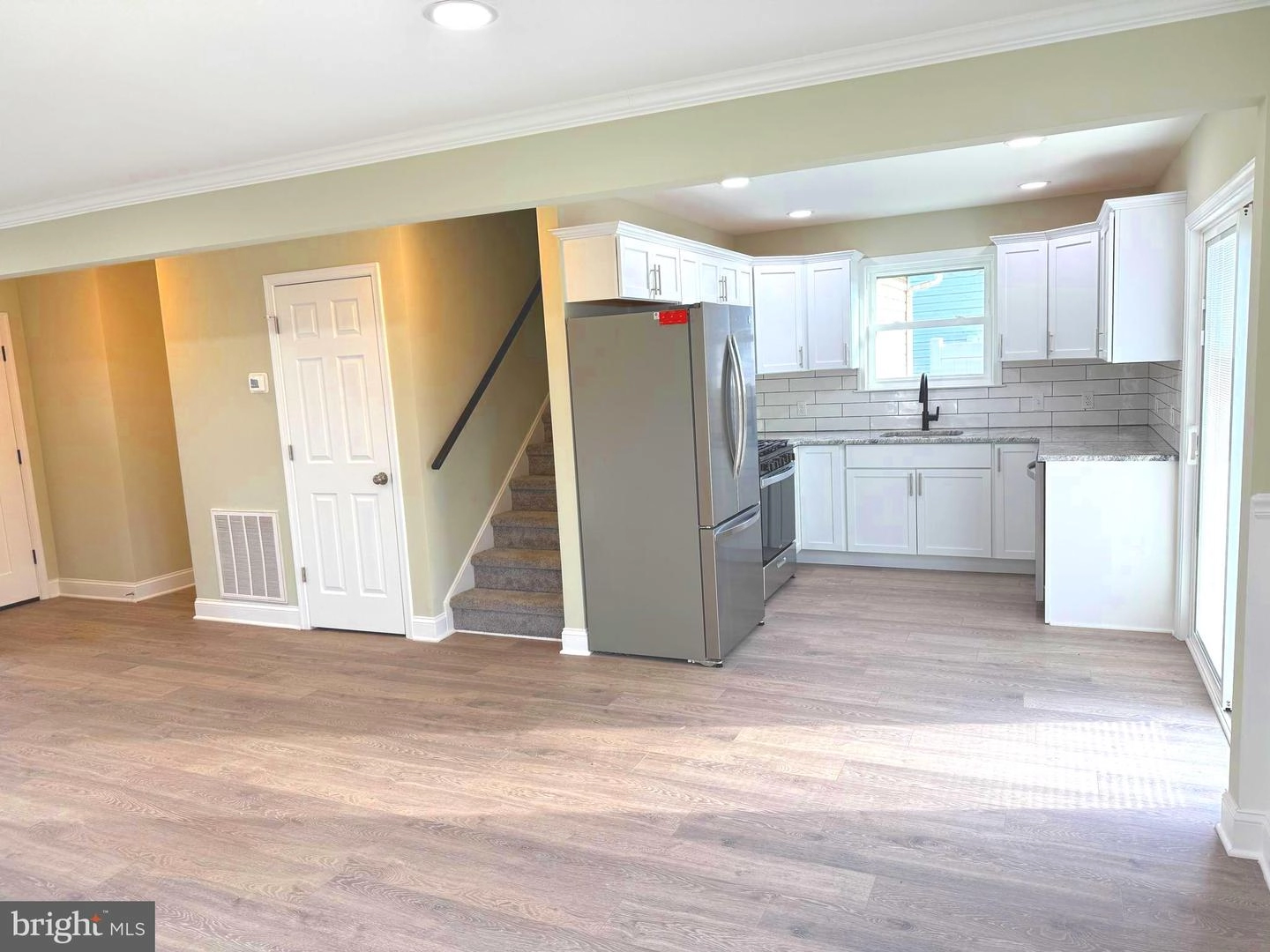 802 Logan Ave, Croydon, PA 19021 photo 9