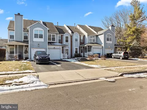 62 Aster Way, Newtown, PA 18940