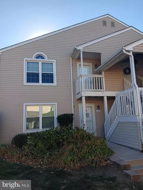 1406 Beacon Hill Dr, Southampton, PA 18966