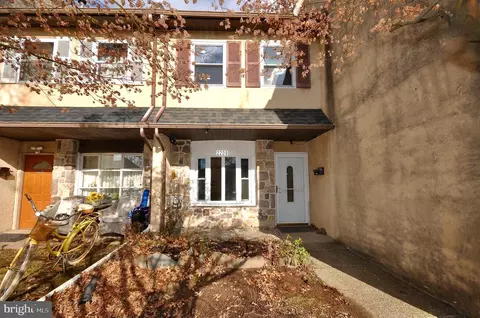 2209 Lisa Dr, Warrington, PA 18976