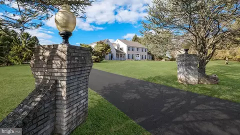 5979 Shetland Dr, Doylestown, PA 18902