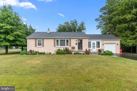 1341 Clyde Rd, Warminster, PA 18974