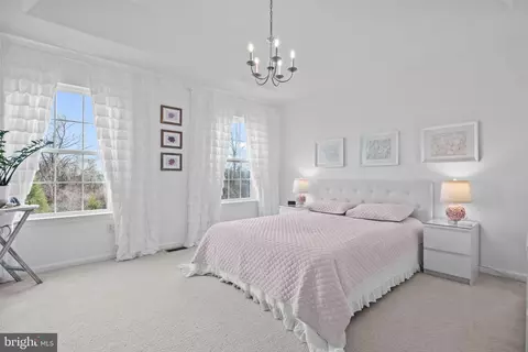 Bedroom - 1995 Hickory Ln, Langhorne, PA 19047 photo 3 of 4
