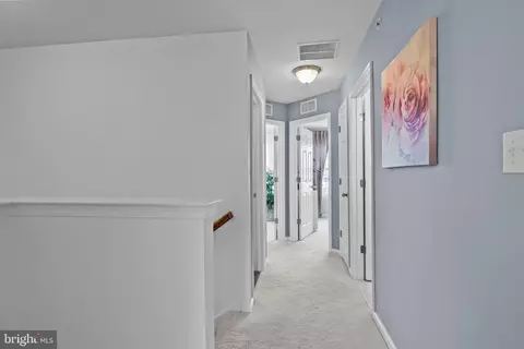 Entry Way - 1995 Hickory Ln, Langhorne, PA 19047 photo 8 of 8