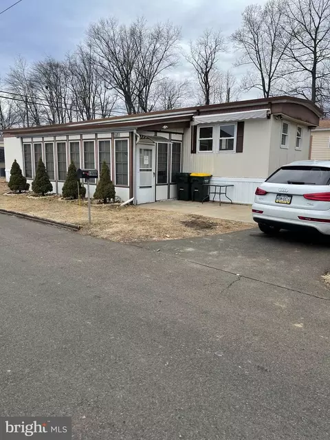 3500 Iris Ave, Feasterville Trevose, PA 19053