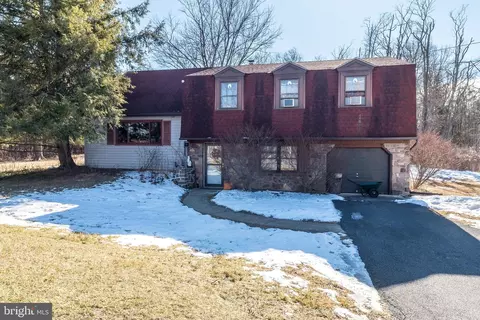 1278 E Saw Mill Rd, Quakertown, PA 18951