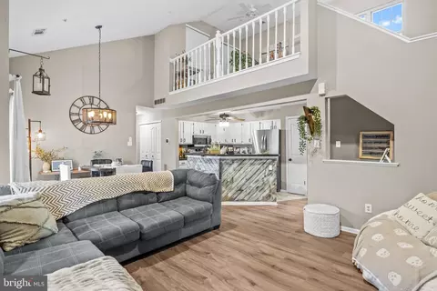 312 Remington Ct, Chalfont, PA 18914