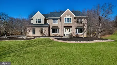 4 Bittersweet Dr, Doylestown, PA 18901