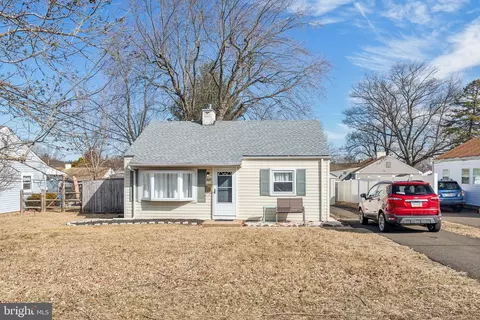 527 Moyer Rd, Southampton, PA 18966
