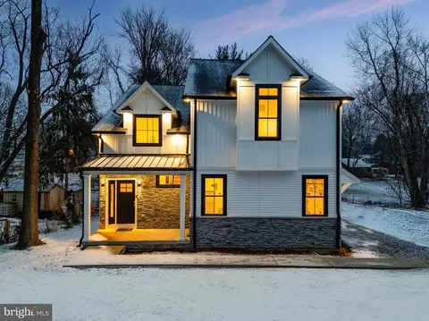 18 Churchville Ln, Southampton, PA 18966
