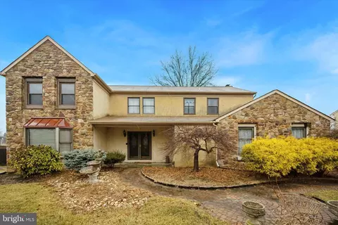 1681 Fairway Dr, Jamison, PA 18929