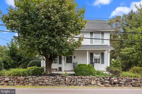 399 E Paletown Rd, Quakertown, PA 18951