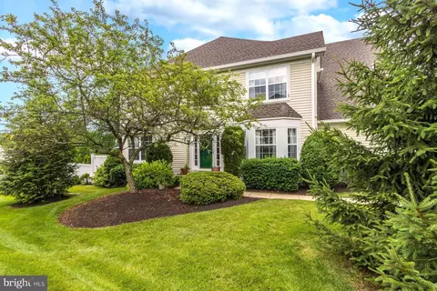 611 Weymouth Ct, New Hope, PA 18938